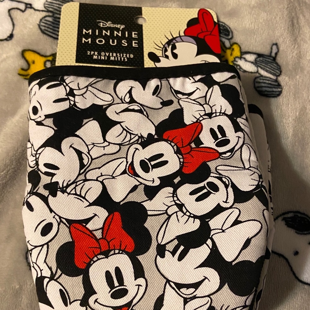 Minnie Mouse 2pk Oversized Mini Mitts